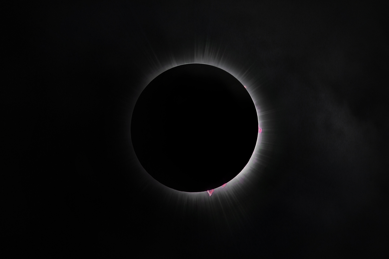 Lucas Gatsas - Totally Solar Eclipse Corona